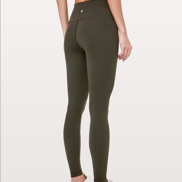 Barry’s Bootcamp lululemon - Picture 1 of 8